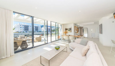 9-467d0cee5b725f3ef65f102a0c2e69c0