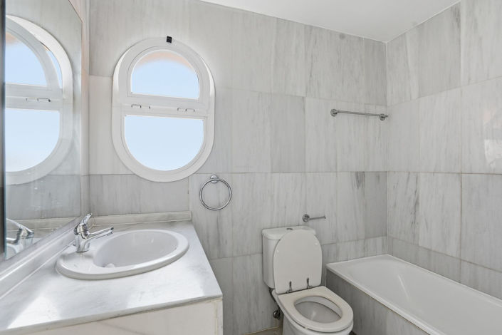 Image No.17-3 Bed Villa for sale