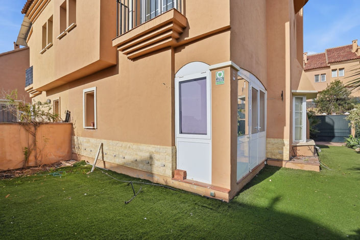 Image No.19-3 Bed Villa for sale