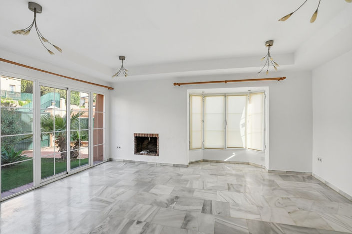 Image No.4-3 Bed Villa for sale