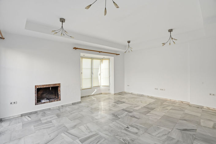 Image No.5-3 Bed Villa for sale