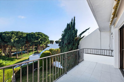 13-5fd73dea700db77384c091ca9818b1a9