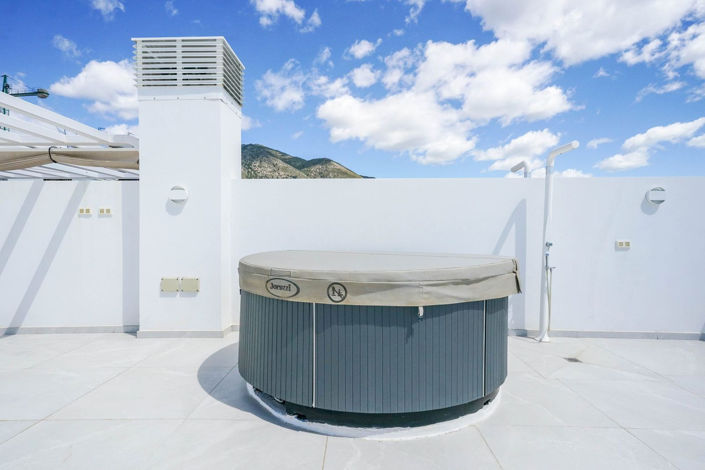 Image No.17-2 Bed Apartment for sale