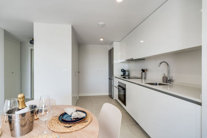 Image No.10-1 Bed Apartment for sale