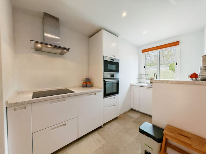 Image No.9-3 Bed Apartment for sale