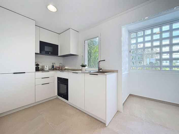 Image No.14-2 Bed Apartment for sale