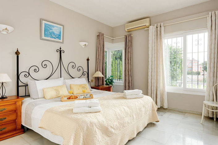 Image No.17-4 Bed Villa for sale