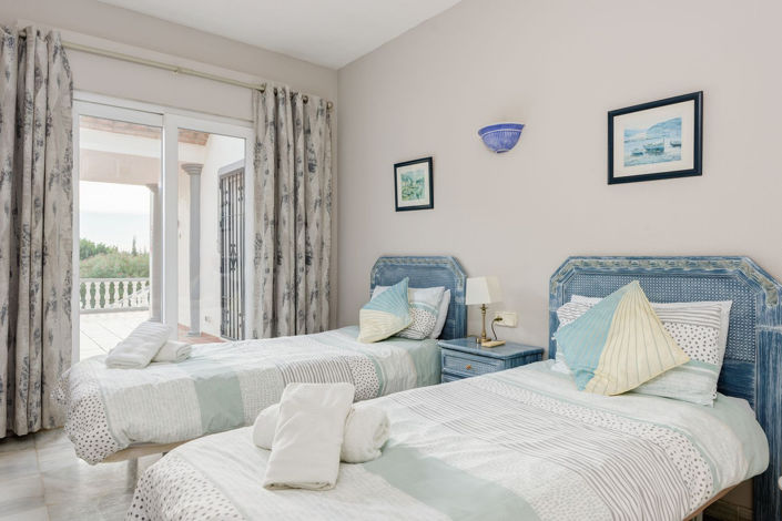 Image No.20-4 Bed Villa for sale