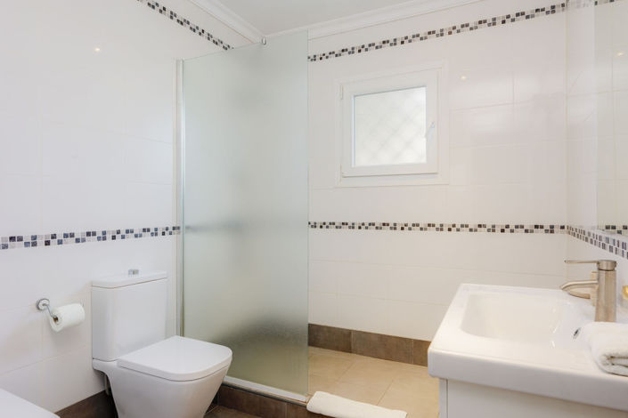 Image No.22-4 Bed Villa for sale