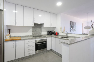 7-aa4cc561180b369757c0bb4af9886cd3