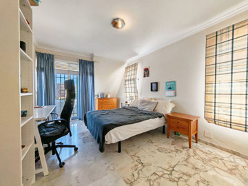 13-5fd73dea700db77384c091ca9818b1a9