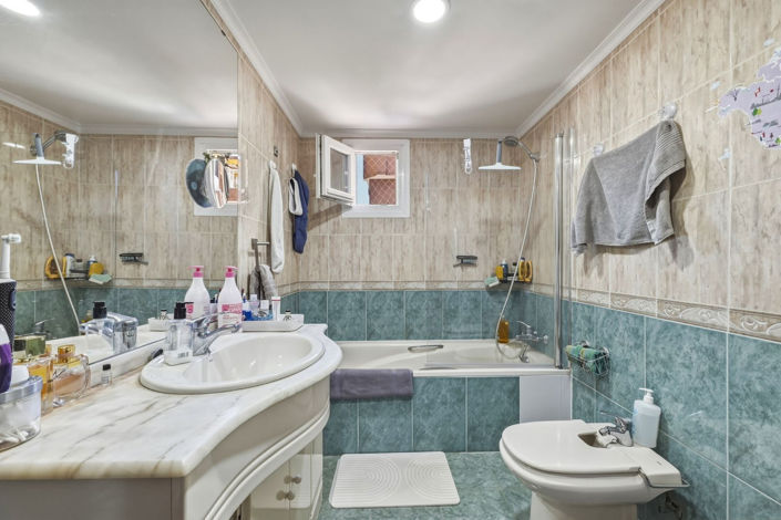 Image No.26-2 Bed Apartment for sale