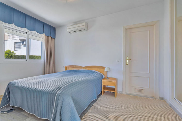 Image No.14-2 Bed Apartment for sale