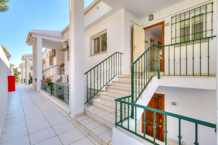 Image No.23-2 Bed Apartment for sale