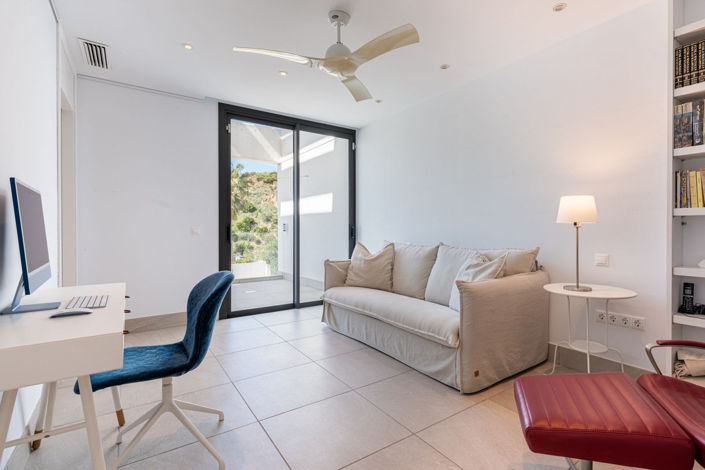 Image No.22-4 Bed Villa for sale