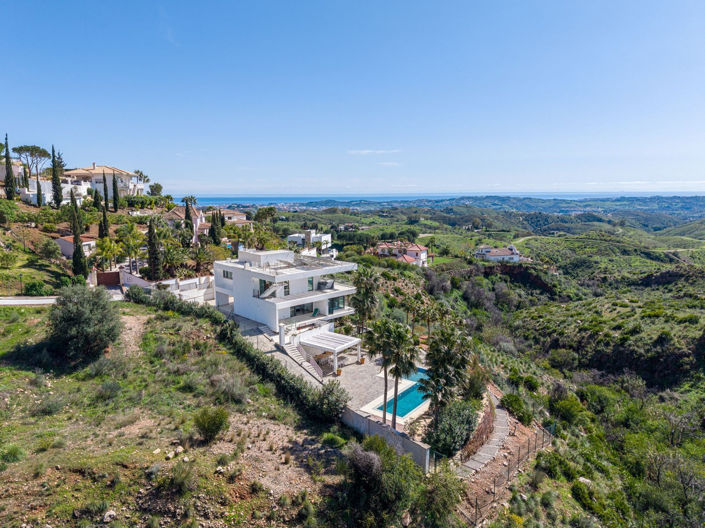 Image No.3-4 Bed Villa for sale