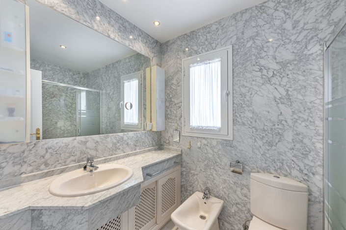 Image No.18-3 Bed Apartment for sale