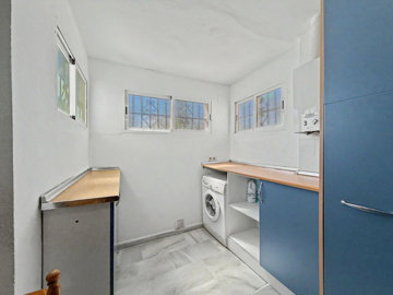 13-5fd73dea700db77384c091ca9818b1a9