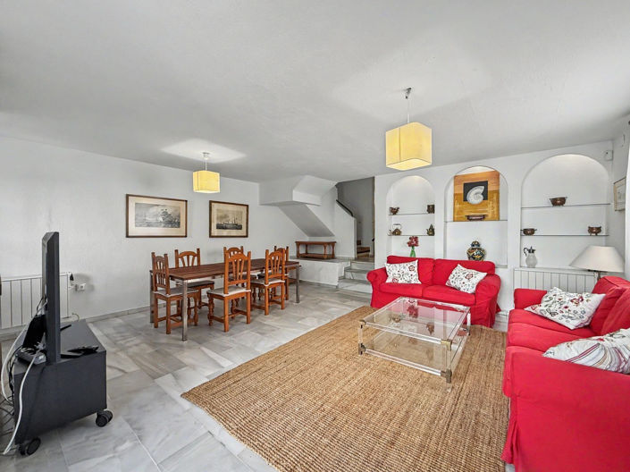 Image No.4-3 Bed Townhouse for sale