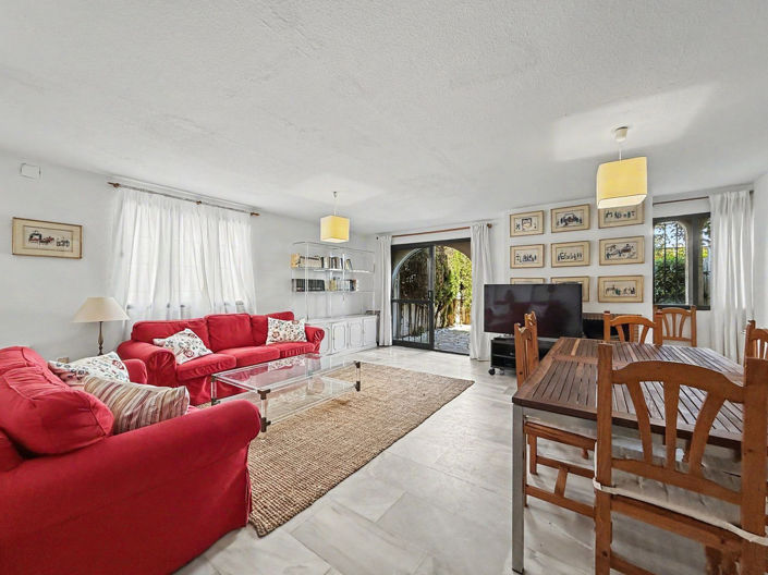 Image No.8-3 Bed Townhouse for sale