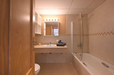 11-20939a0134ad724a8cb2a801094d15a4