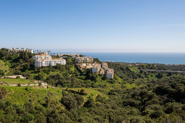 Image No.12-2 Bed Apartment for sale