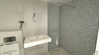 11-20939a0134ad724a8cb2a801094d15a4