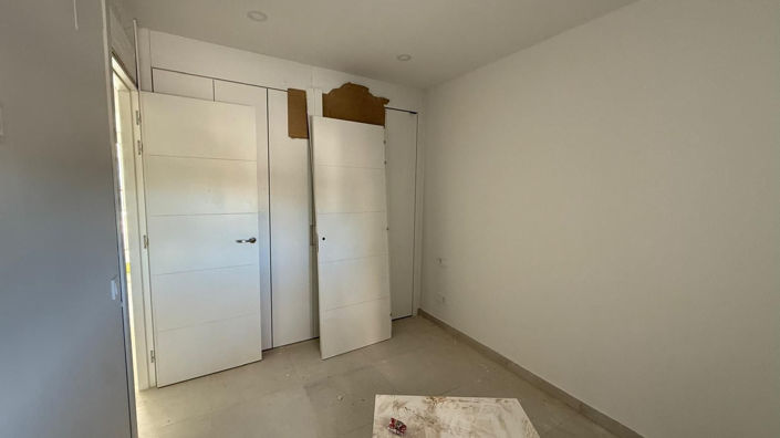 Image No.9-1 Bed Apartment for sale