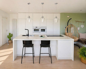 10-bb915d1cb19341576dcdc994b81ab9c5