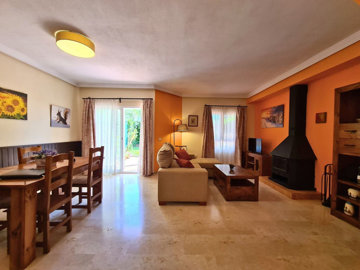 7-aa4cc561180b369757c0bb4af9886cd3