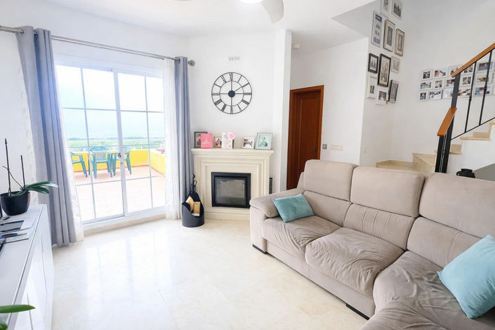 Image No.5-3 Bed Townhouse for sale