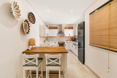 8-e64a9055bba3e77ac8aca3b893cdf826