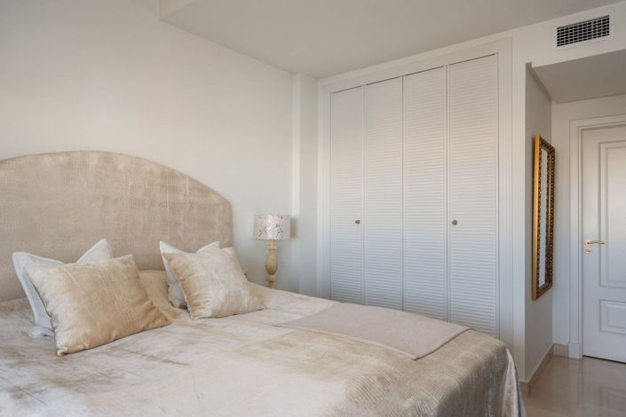 Image No.15-3 Bed Apartment for sale