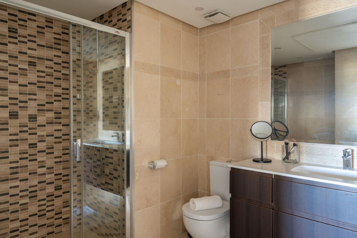 Image No.18-3 Bed Apartment for sale