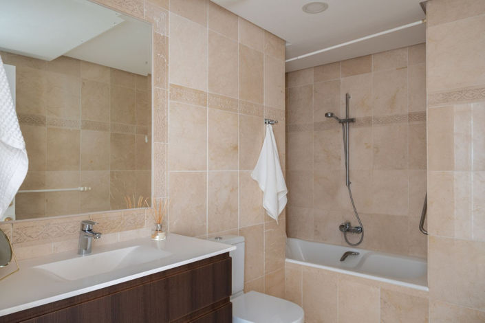 Image No.20-3 Bed Apartment for sale