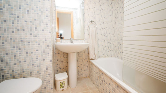 Image No.16-2 Bed Apartment for sale