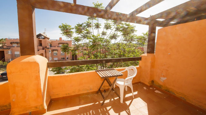 Image No.20-2 Bed Apartment for sale