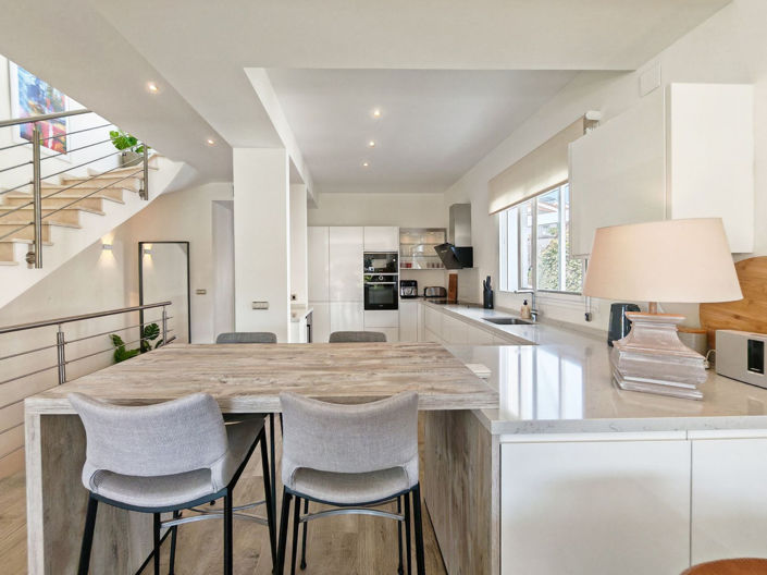 Image No.15-3 Bed Villa for sale