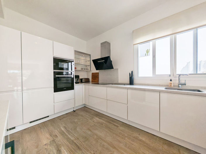 Image No.18-3 Bed Villa for sale