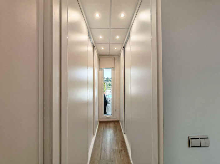 Image No.24-3 Bed Villa for sale