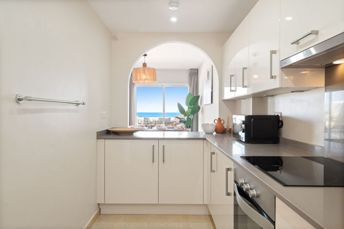 Image No.10-3 Bed Apartment for sale