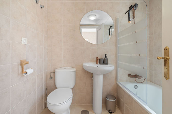 Image No.17-3 Bed Apartment for sale