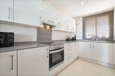 9-467d0cee5b725f3ef65f102a0c2e69c0