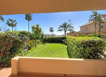 13-5fd73dea700db77384c091ca9818b1a9