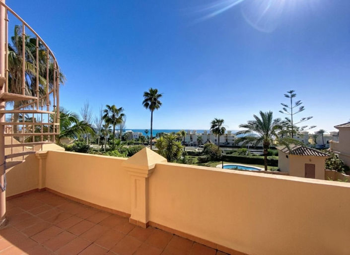 Image No.20-3 Bed Townhouse for sale