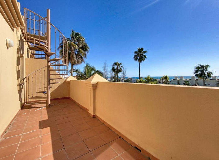 Image No.22-3 Bed Townhouse for sale