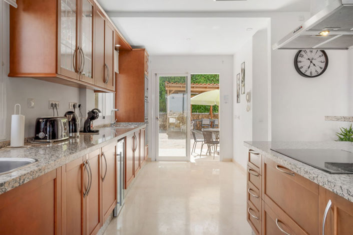 Image No.15-5 Bed Villa for sale