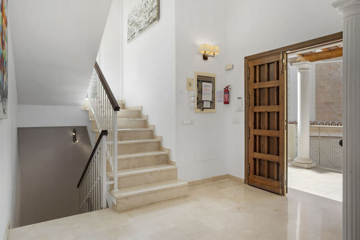 Image No.20-5 Bed Villa for sale