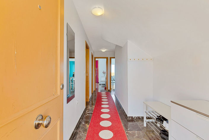 Image No.17-2 Bed Apartment for sale