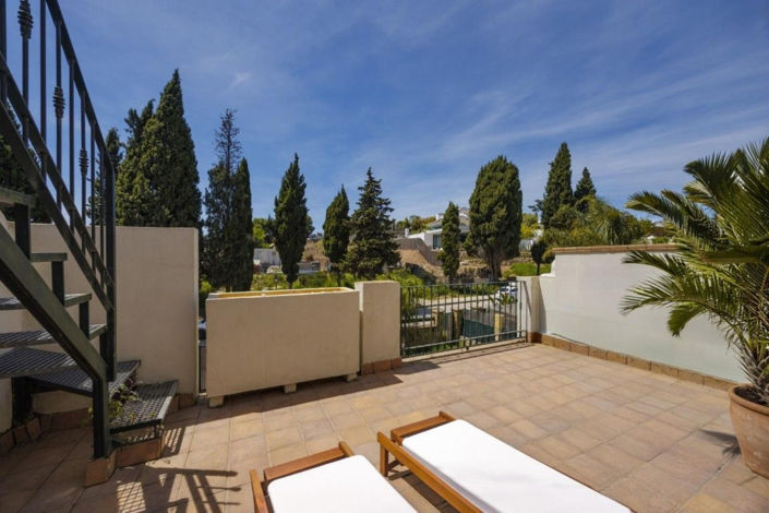 Image No.23-3 Bed Townhouse for sale